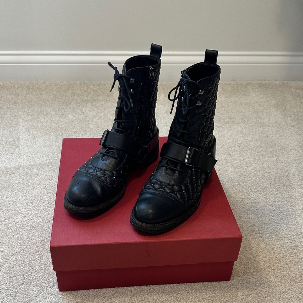 Black Quilted Women's Valentino Boots
